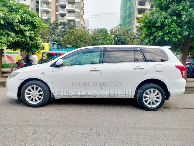 Toyota Corolla Fielder 1.5 Petrol FWD 2011 White