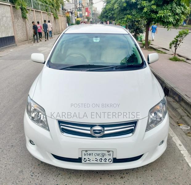Toyota Corolla Fielder 1.5 Petrol FWD 2011 White