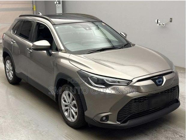 Toyota Corolla Cross 1.8 Hybrid FWD 2022 Brown