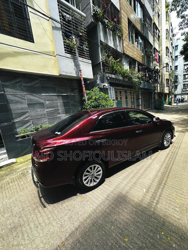 Toyota Premio 2019
