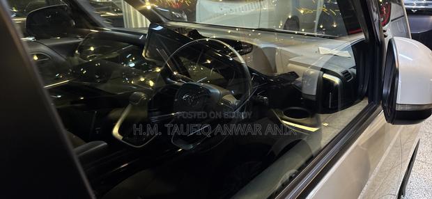 Toyota Noah 2022 Pearl