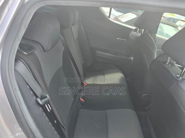 Toyota C-Hr 2022 Gray