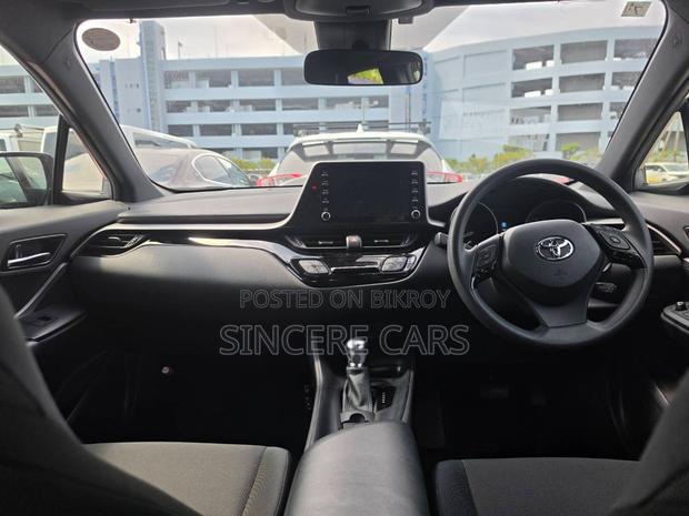 Toyota C-Hr 2022 Gray