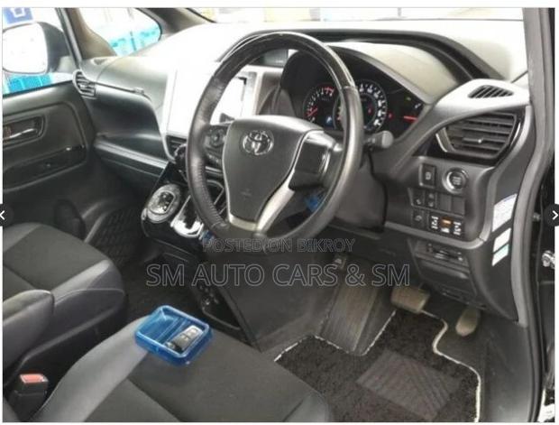 Toyota Noah 2.0 FWD (7 Seater) 2021 Black