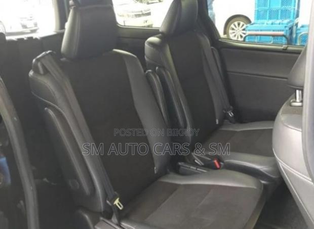 Toyota Noah 2.0 FWD (7 Seater) 2021 Black