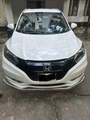 Honda Vezel 2014 Pearl for sale