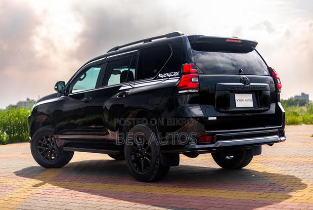 Toyota Land Cruiser Prado 2012 Black