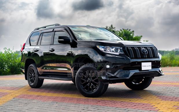 Toyota Land Cruiser Prado 2012 Black