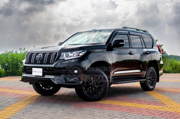 Toyota Land Cruiser Prado 2012 Black