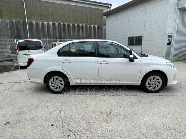 Toyota Axio 2021 White