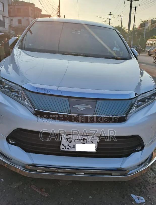 Toyota Harrier 2.0 2018 Pearl