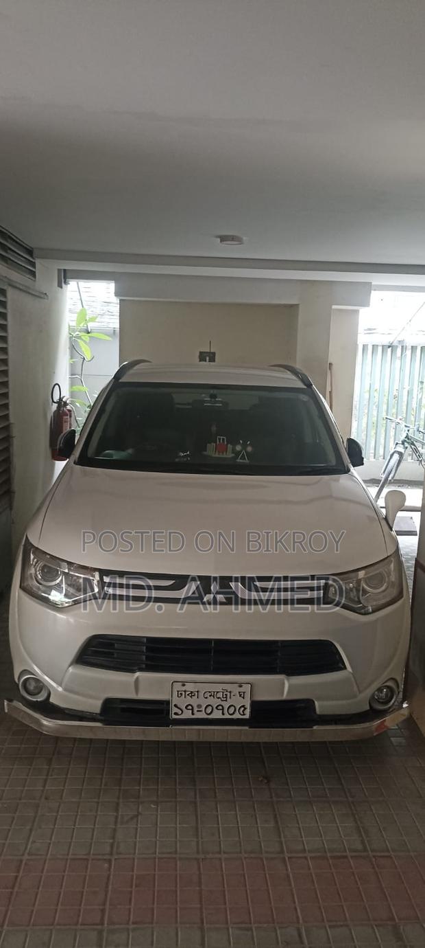 Mitsubishi Outlander 2016 Pearl