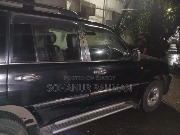 Toyota 4-Runner 2000 Black