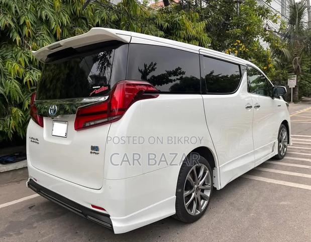 Toyota Alphard 2.5 Hybrid AWD 2019 Pearl