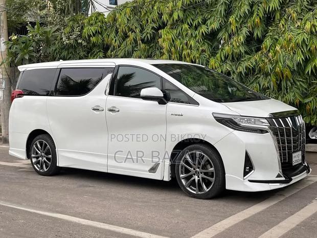 Toyota Alphard 2.5 Hybrid AWD 2019 Pearl