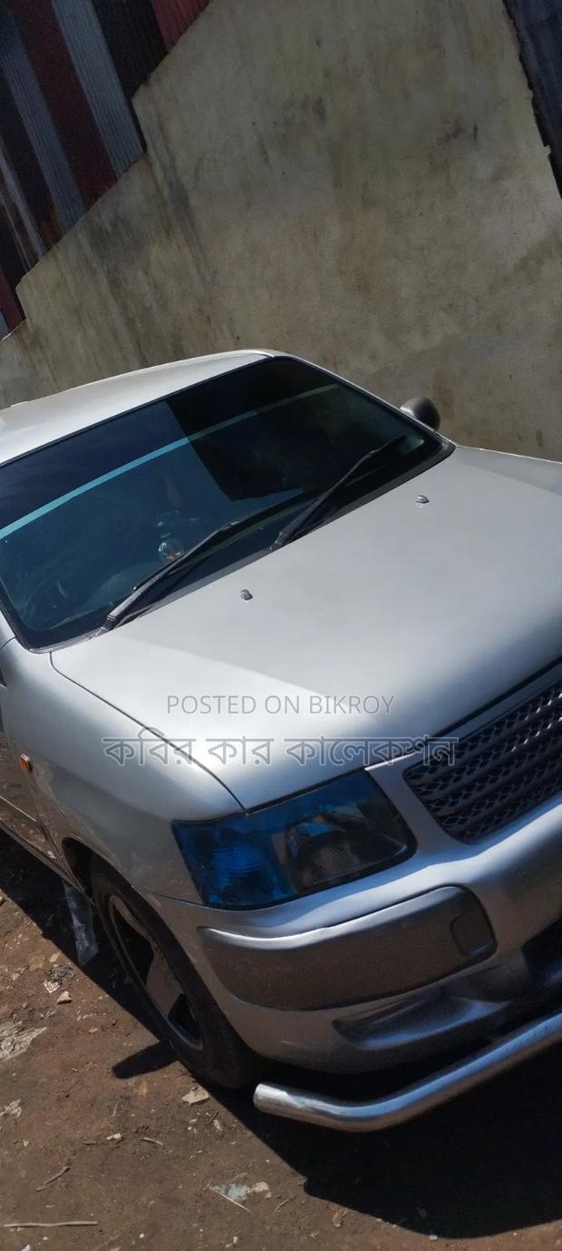 Toyota Succeed 2003 Silver