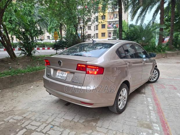 Proton 400 2015 Gold