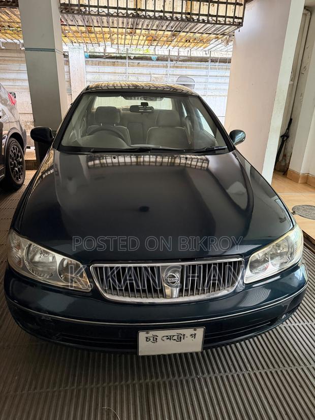 Nissan Sunny B15 Sedan 1.6 2004 Blue