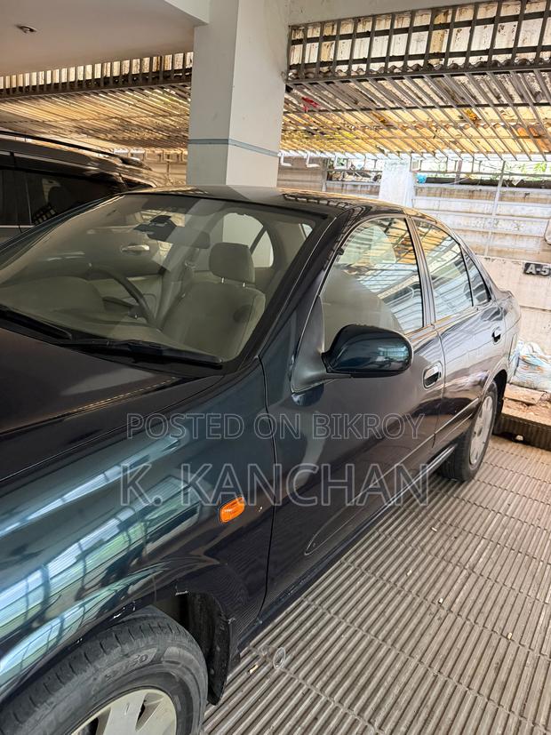 Nissan Sunny B15 Sedan 1.6 2004 Blue