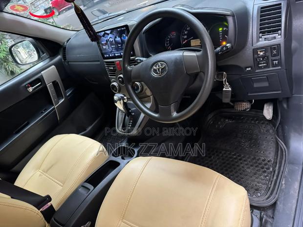 Toyota Rush 1.5 AWD 2010 Black