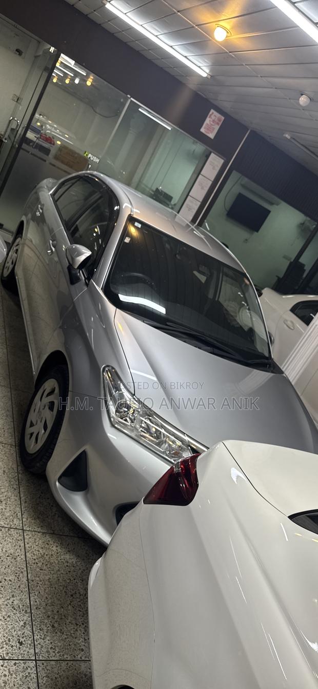 Toyota Axio 2021 Silver