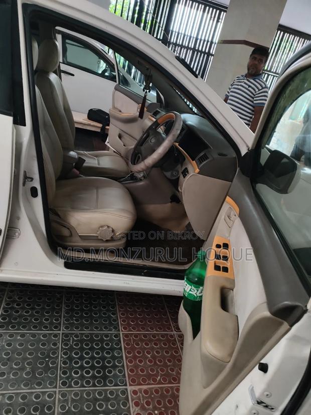 Toyota Corolla 2005 White