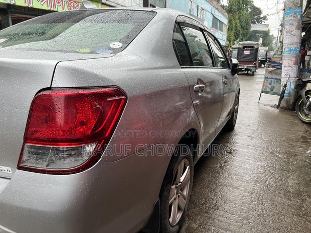 Toyota Axio 2012 Silver