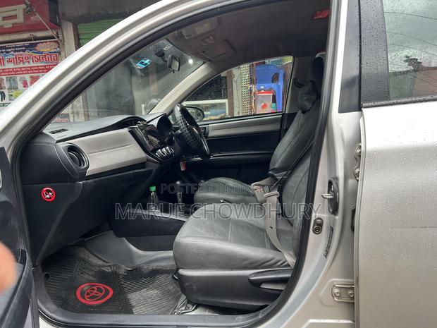 Toyota Axio 2012 Silver