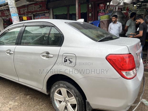 Toyota Axio 2012 Silver