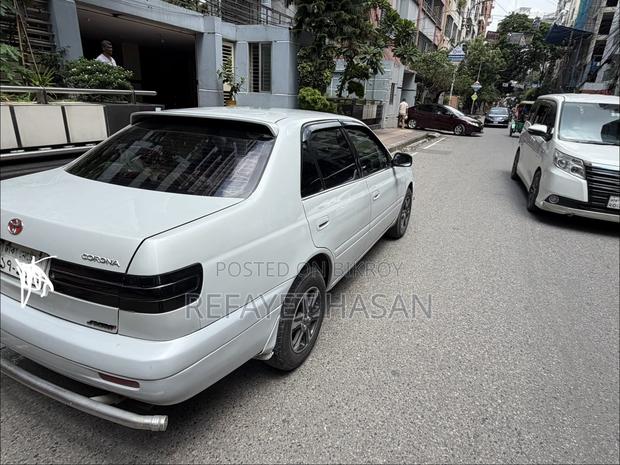Toyota Corona Premio 2000 Pearl