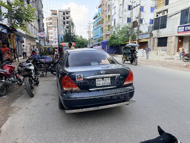 Nissan Sunny 2005 Blue