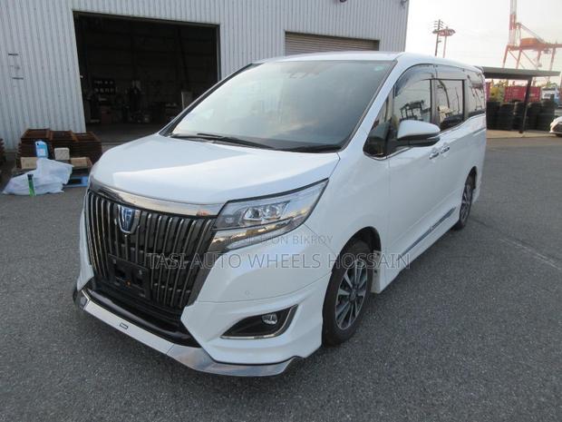 Toyota Esquire 1.8 FWD Hybrid (7 Seater) 2021 Pearl
