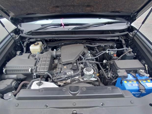 Toyota Land Cruiser Prado 2.7 2022 Black