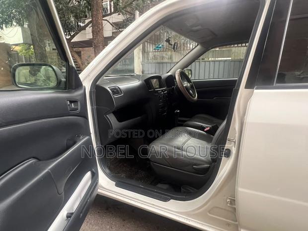 Toyota Probox 1.5 DX 2WD 2012 Pearl