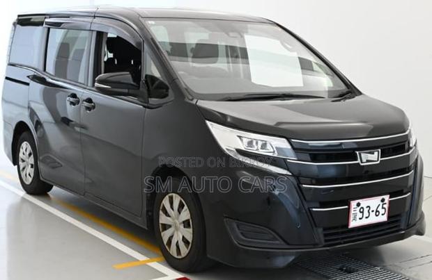 Toyota Noah 2021 Black