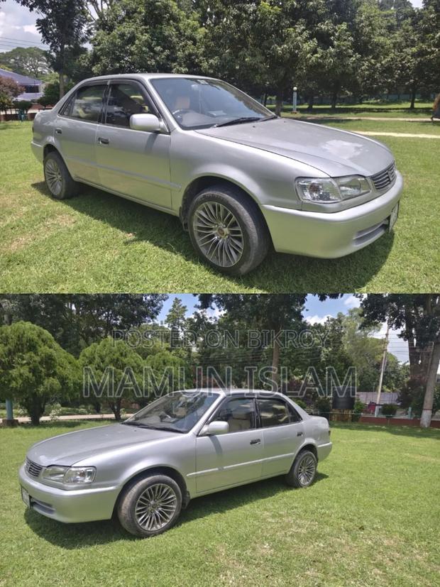 Toyota Corolla 1.9 D Sedan 2000 Silver