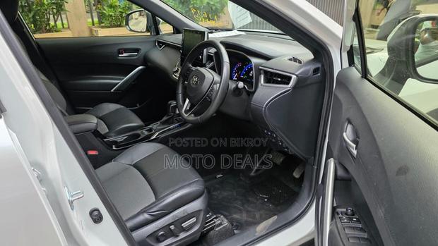Toyota Corolla Cross 1.8 Hybrid FWD 2021 Pearl
