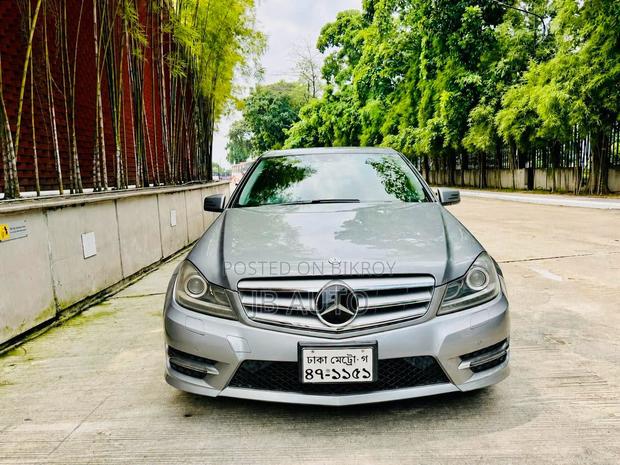 Mercedes-Benz C180 2013 Silver