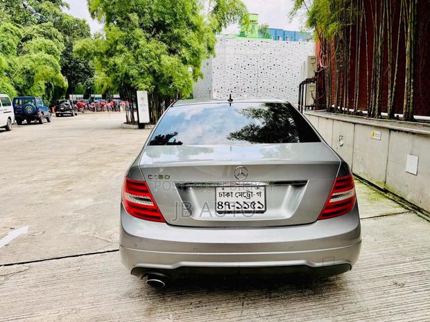 Mercedes-Benz C180 2013 Silver