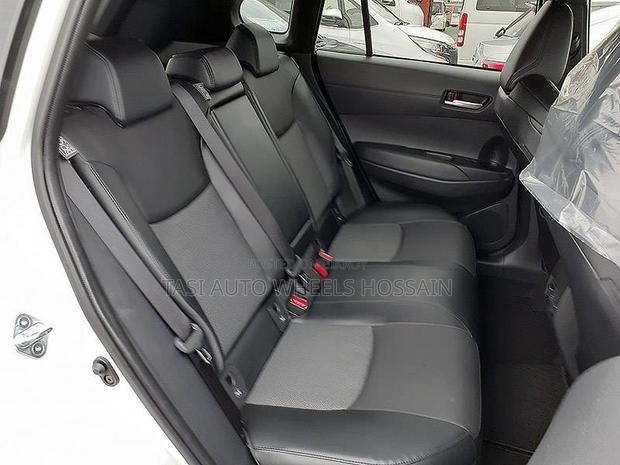Toyota Corolla Cross 1.8 Hybrid FWD 2021 Pearl