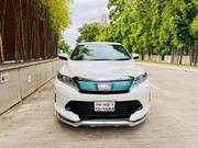 Toyota Harrier 2017 Pearl for sale