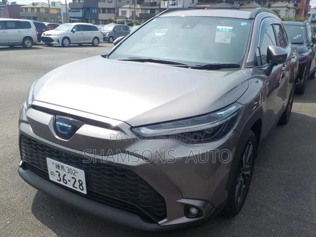 Toyota Corolla Cross 1.8 Hybrid FWD 2022 Brown