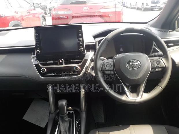 Toyota Corolla Cross 1.8 Hybrid FWD 2022 Brown