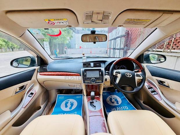 Toyota Allion 2013 Beige