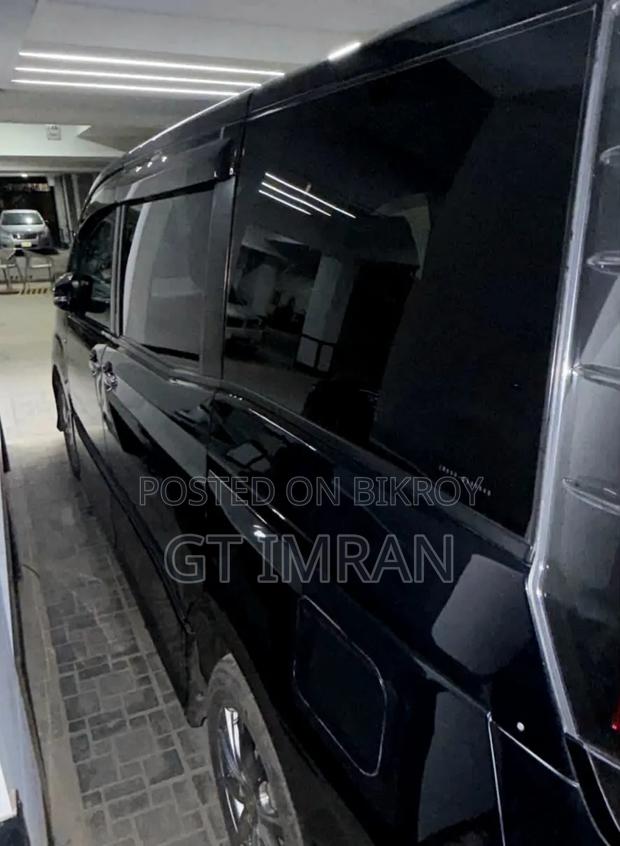 Toyota Noah 2019 Blue