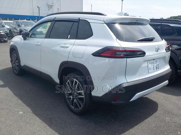 Toyota Corolla Cross 2026 Pearl