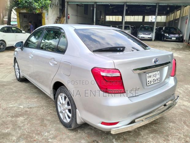 Toyota Axio 2015 Silver