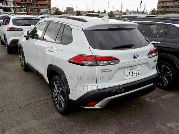 Toyota Corolla Cross 2024 Pearl