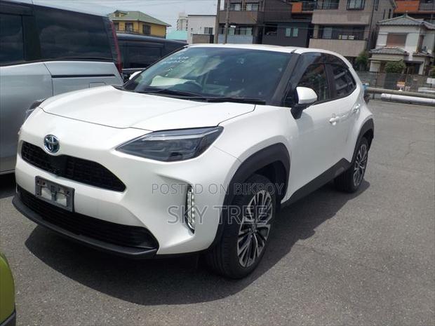 Toyota Yaris Cross 2021 Pearl