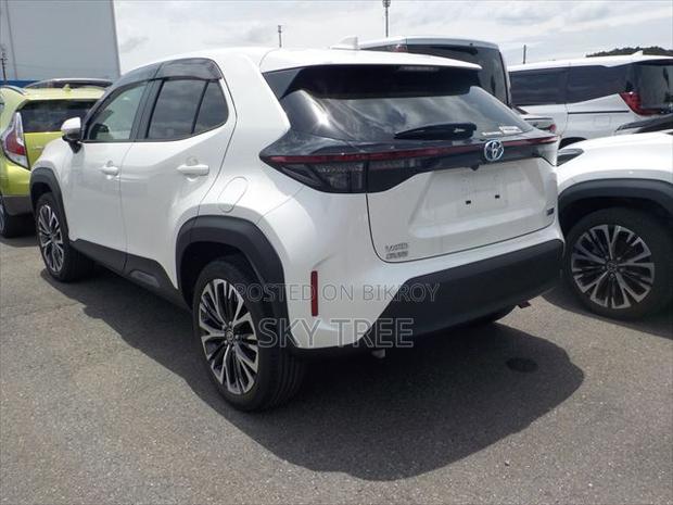Toyota Yaris Cross 2021 Pearl